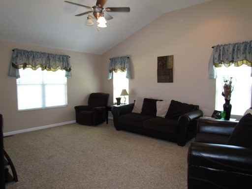 20955 Hideaway Ln - Photo 3 of 41