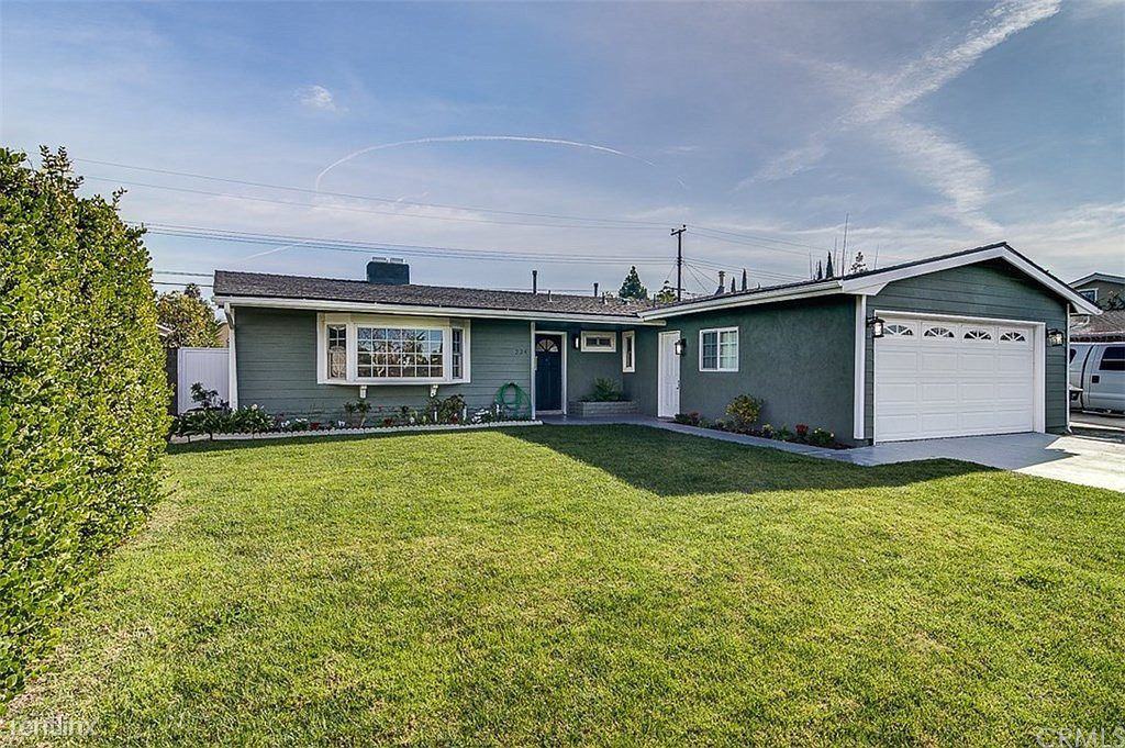 3224 Dakota Ave - Photo 3 of 33