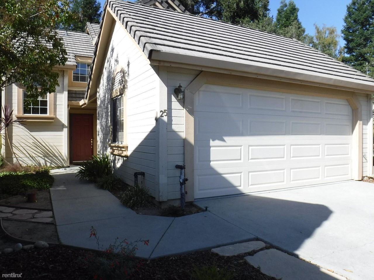 25 Coopers Hawk Ct - Photo 2 of 26