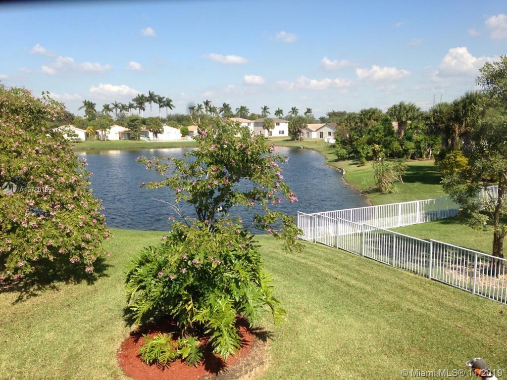 12465 Southwest 47th Street - Photo 2 of 16