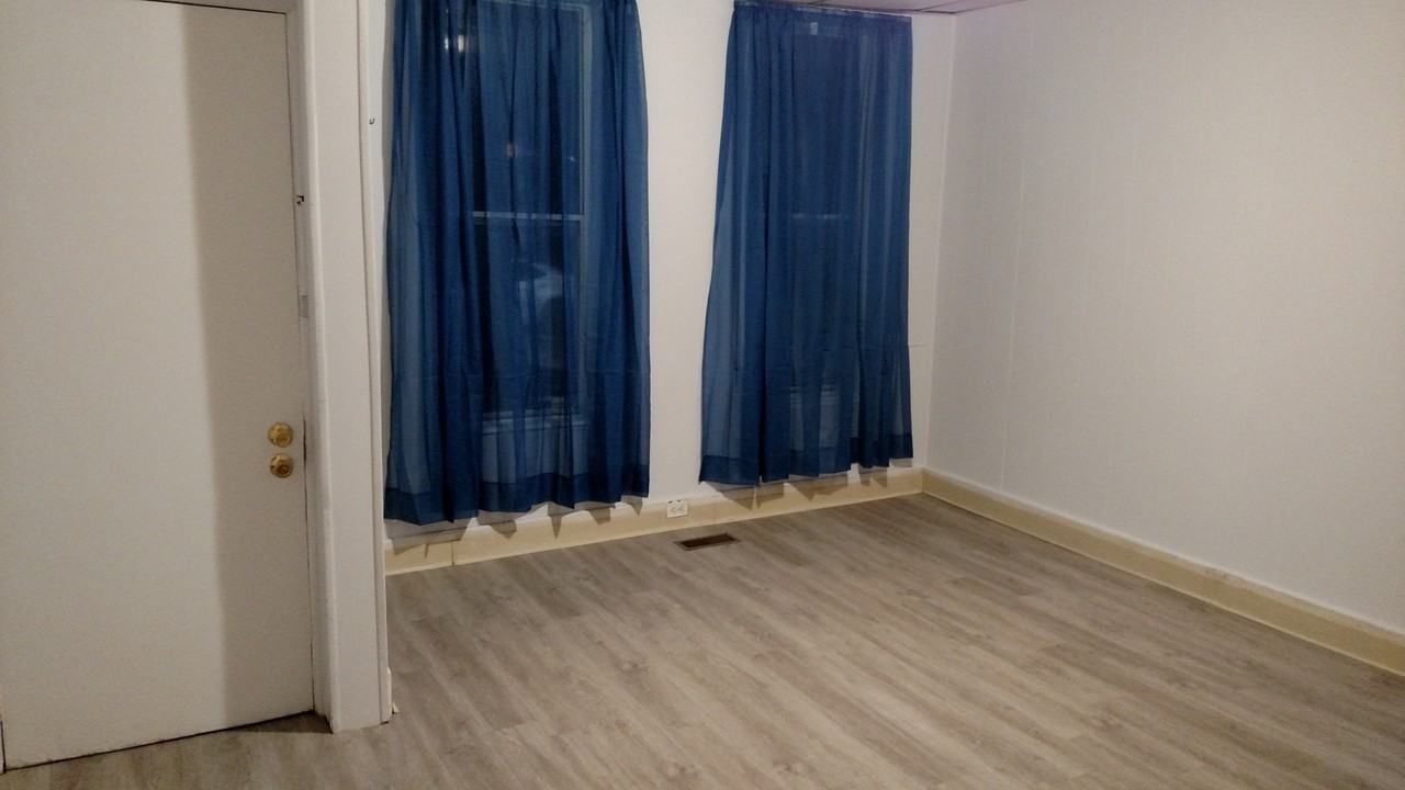 2965 Keswick Rd - Photo 2 of 13