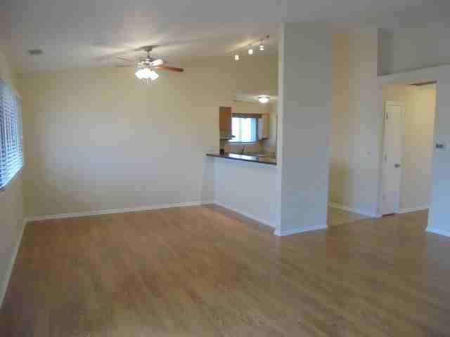 7345 Tiffany #3E - Photo 3 of 32