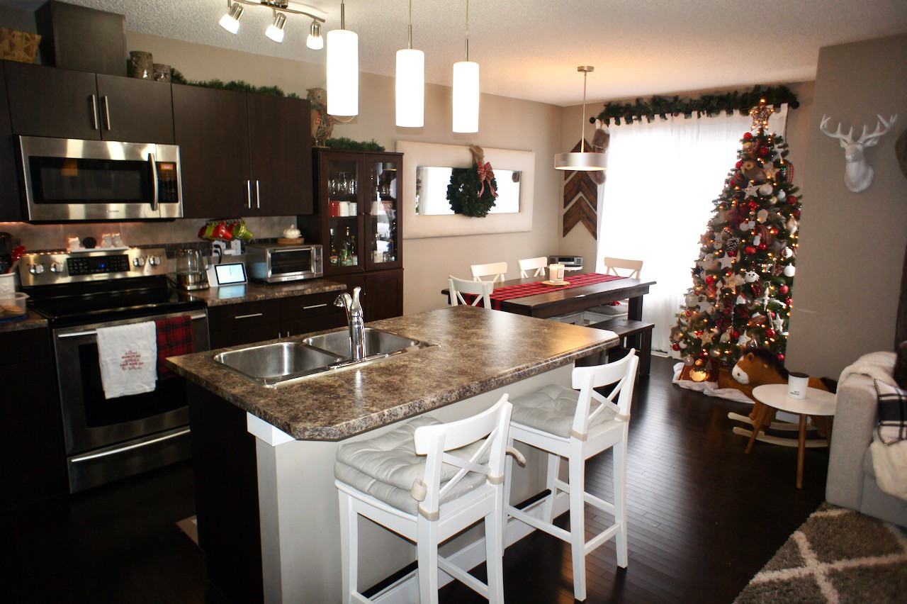 100 Cranston Pl - Photo 2 of 17