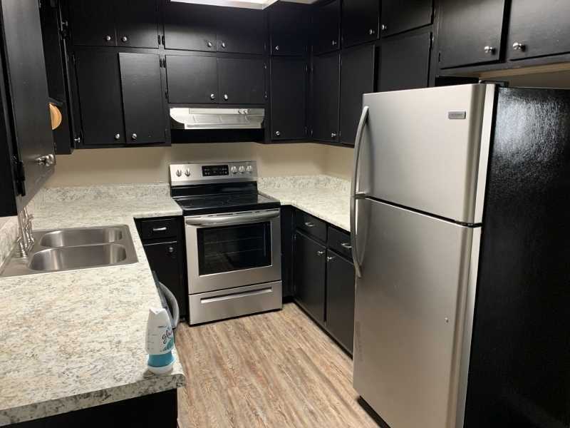 206 Cactus St - Photo 3 of 9