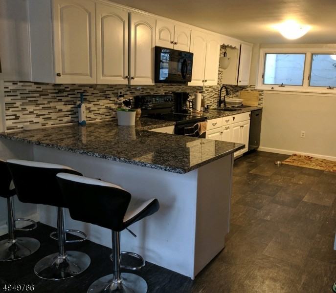 24 Cutlass Rd - Photo 3 of 15