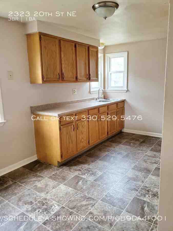 2323 20th St Ne - Photo 3 of 8