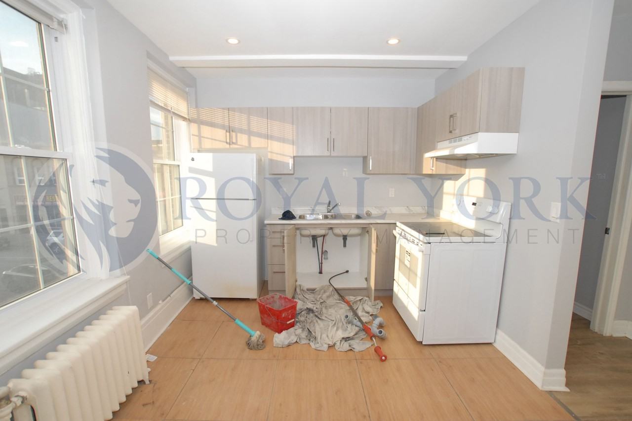 31 King Street East - Photo 3 of 12