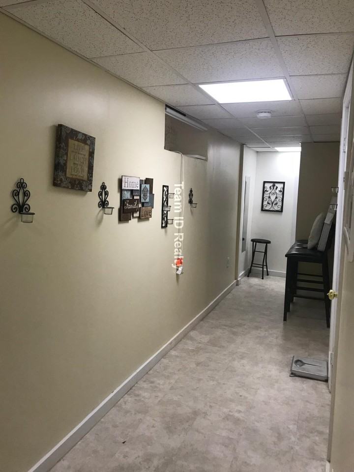 56 Blenford Road - Photo 2 of 2