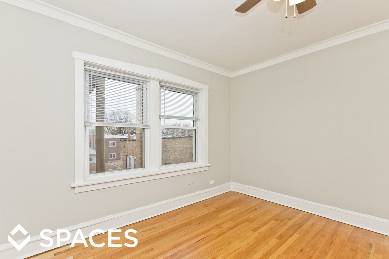 4402 W Belden Ave - Photo 3 of 14