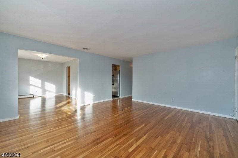 113 Gordon St Unit 2 - Photo 2 of 11