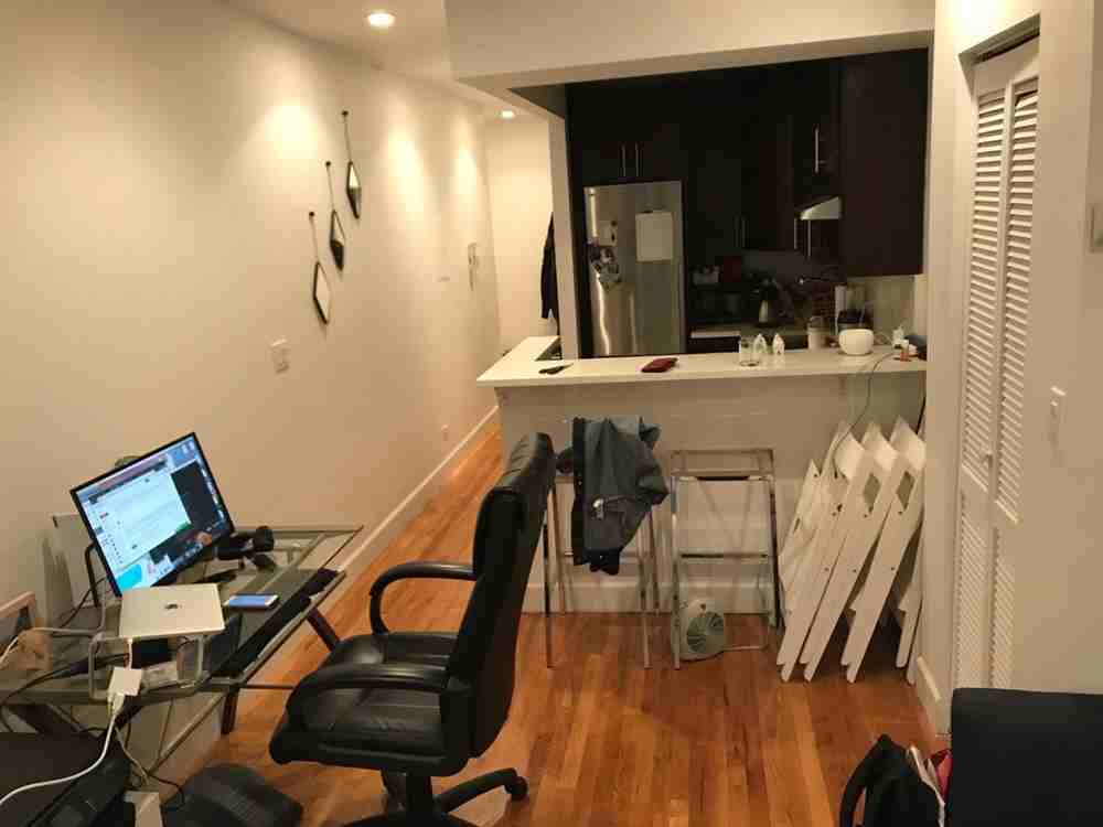 244 E. Houston - Photo 2 of 10