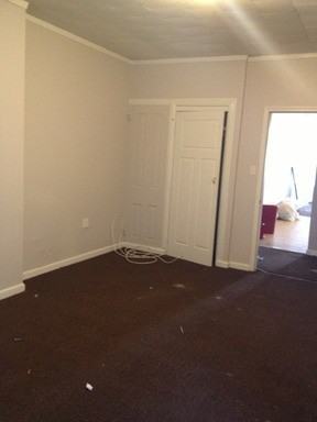 331 S 6th St - Photo 3 of 8