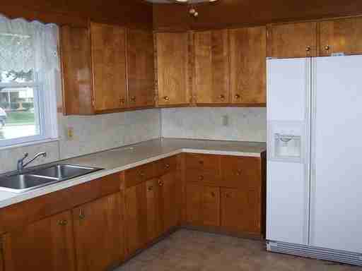 376 Weidman Ave - Photo 2 of 9