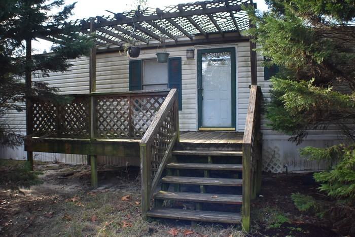 240 Rister Road - Photo 2 of 7