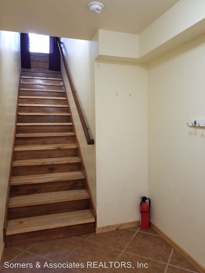 1518 Hans - Photo 2 of 28