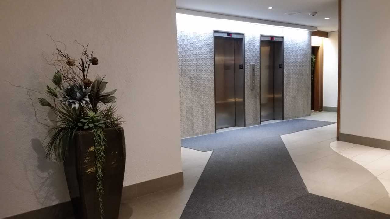 373 Laurier Avenue East - Photo 4 of 11