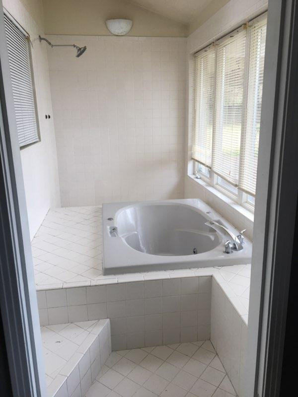 332 Bird Ave - Photo 2 of 11