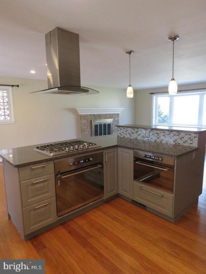 5655 Ravenel Lane - Photo 2 of 22