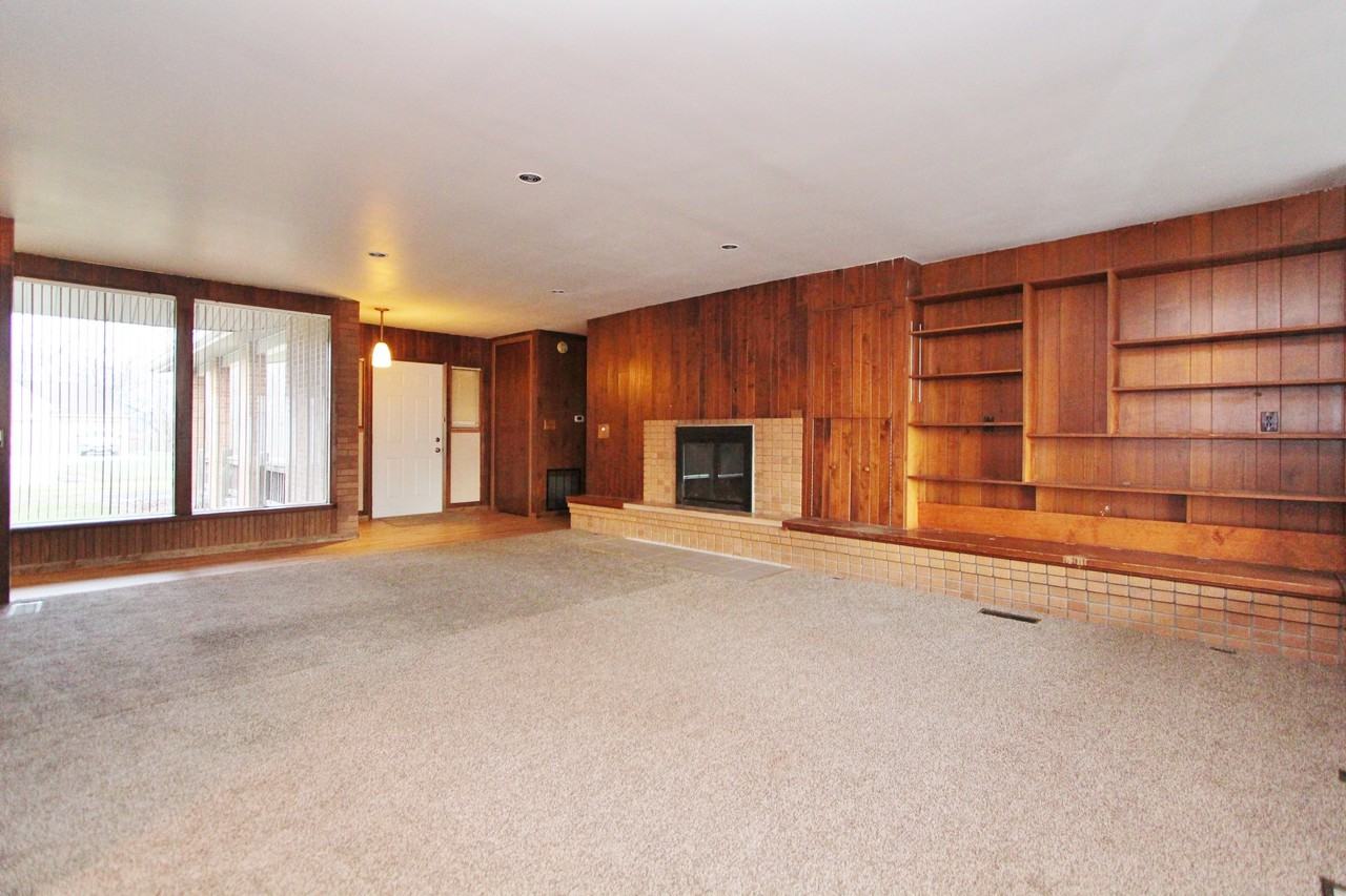 65 S. Verona Rd. - Photo 2 of 27