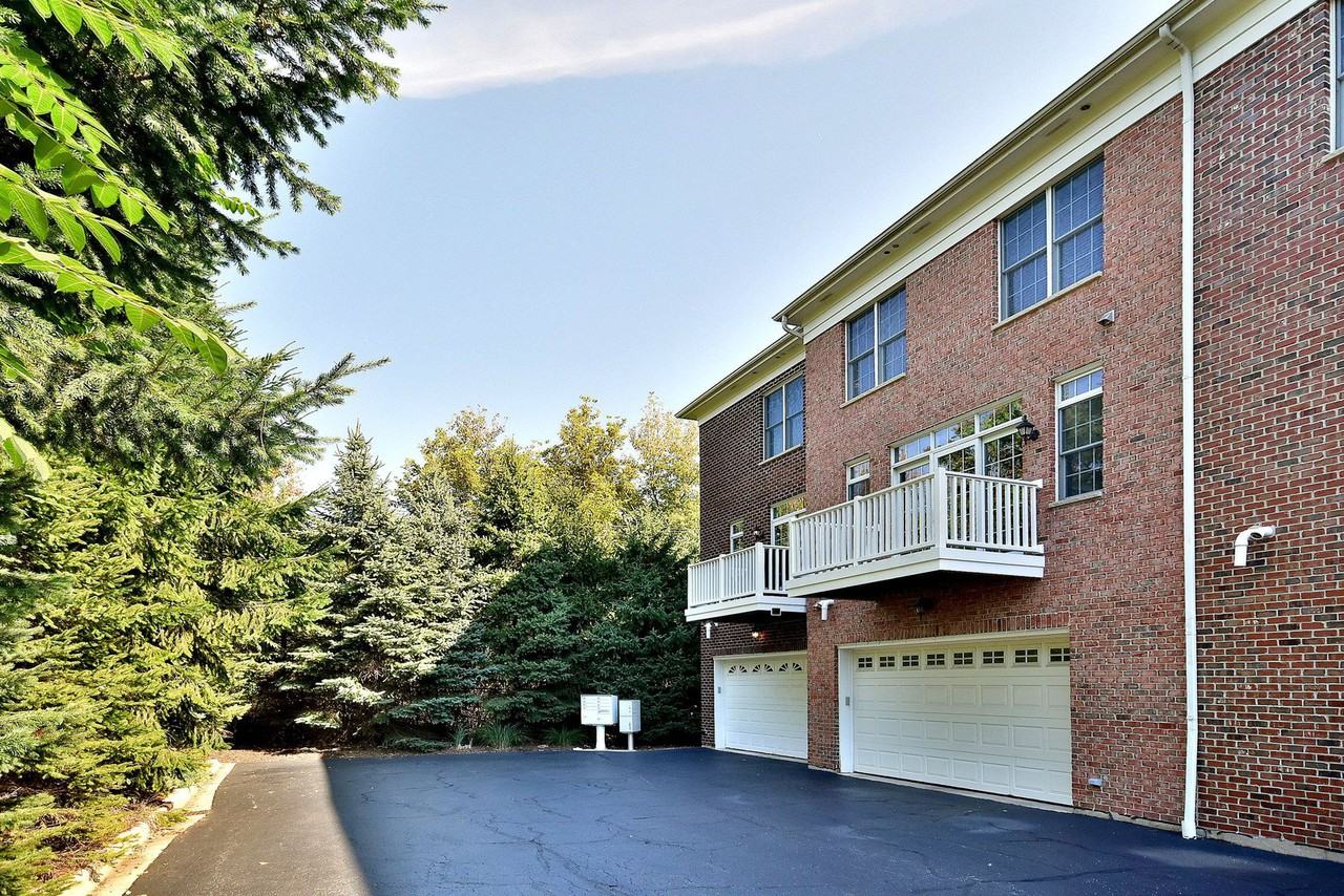 257 Avena Cir - Photo 2 of 47