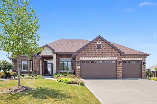 15664 Jeanne - Photo 2 of 26