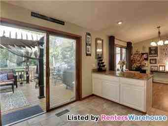 6510 Kirkwood Cir - Photo 3 of 15