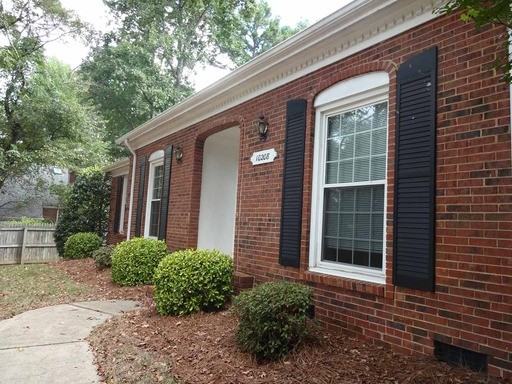 10208 Wild Willow Ln - Photo 2 of 18