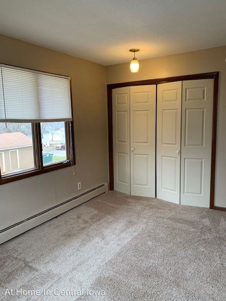 501 S Walnut - Photo 3 of 7