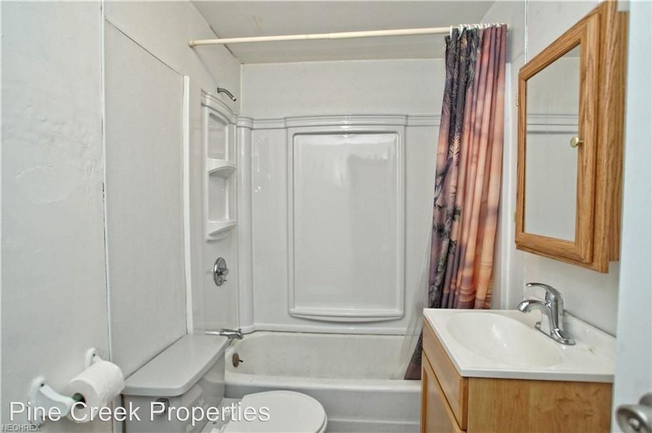 70 Nebraska St. - Photo 3 of 10