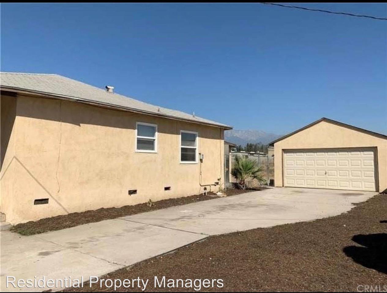 15188 Slover Ave - Photo 2 of 13