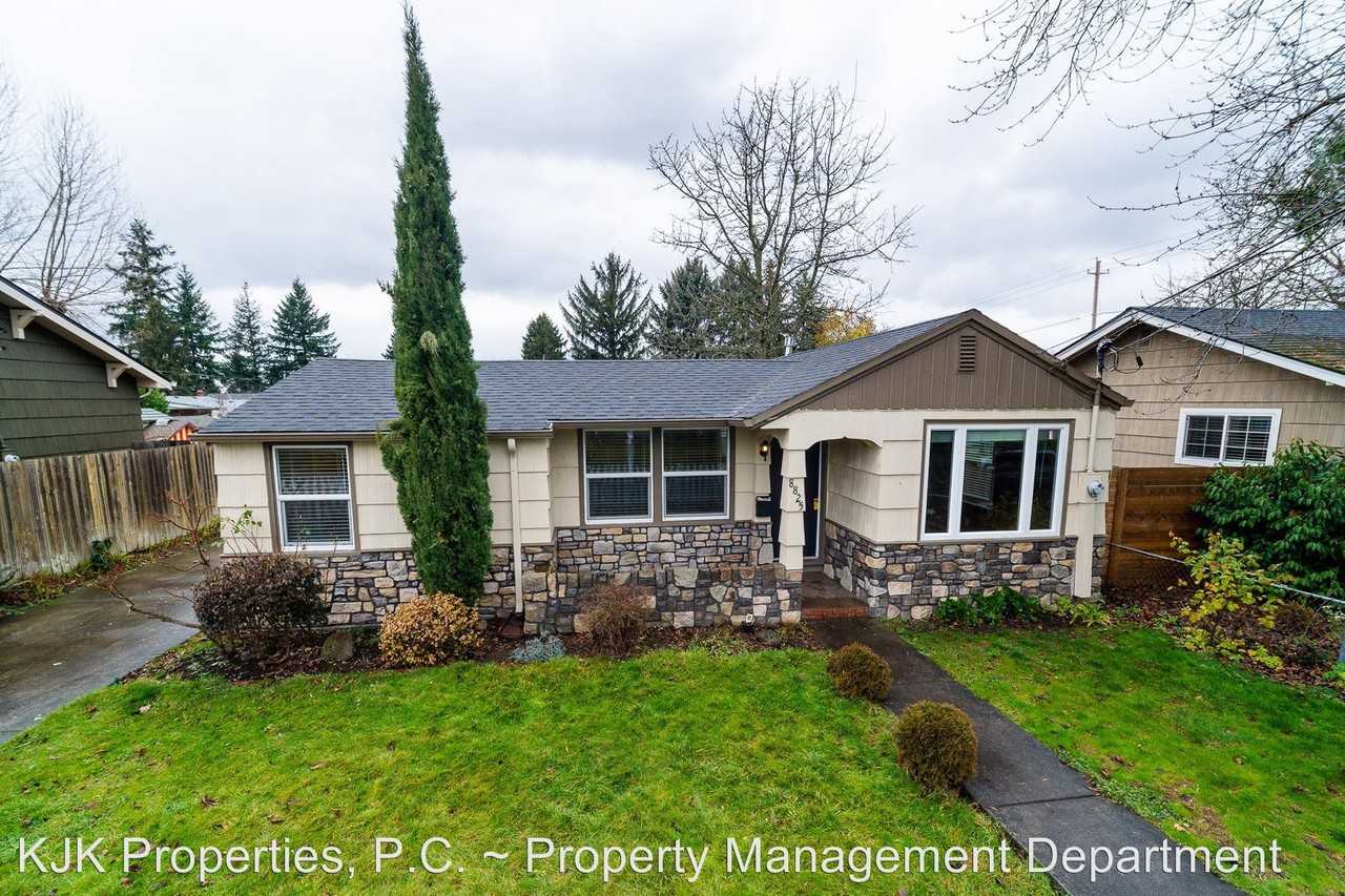 8825 Ne Wygant Street - Photo 2 of 21