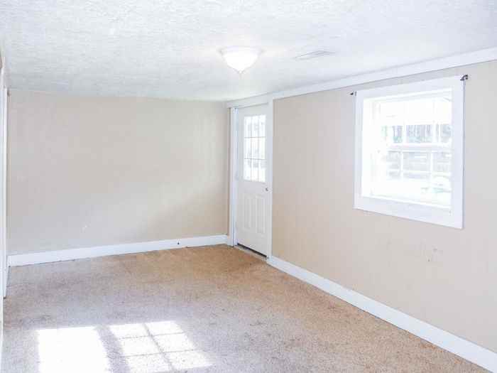 28 Panda Lane - Photo 3 of 10