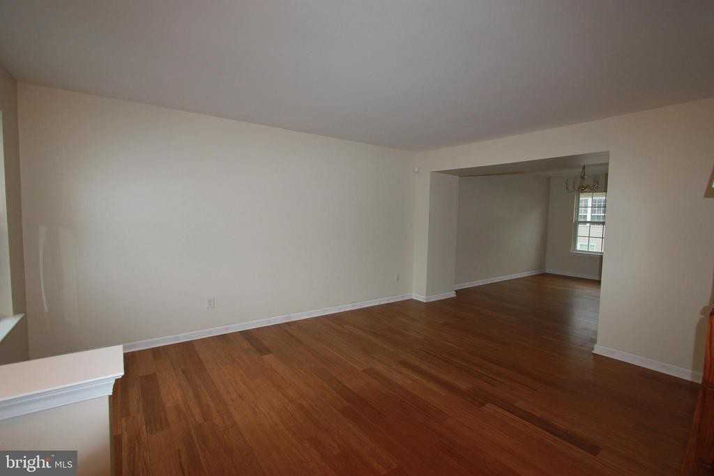 24 Coventry Terrace - Photo 3 of 37