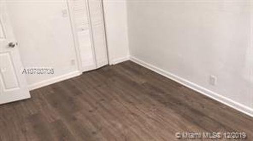 3011 Northwest 12th Street - Photo 2 of 4