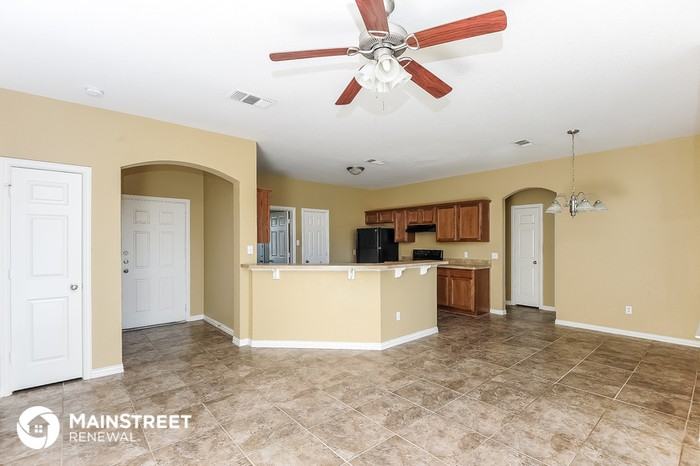 229 Kennedy Drive - Photo 3 of 16