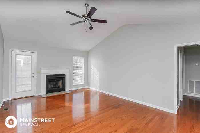 1709 Hunters Branch Road - Photo 3 of 16