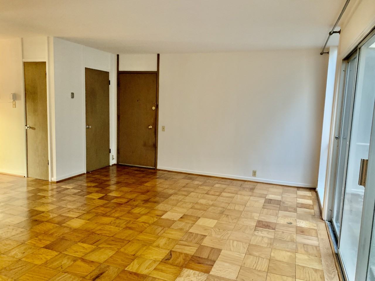 1563 Hyde Street ###3 - Photo 2 of 17