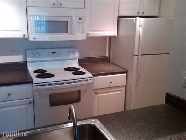 Camden at Bloomingdale - Photo 2 of 11