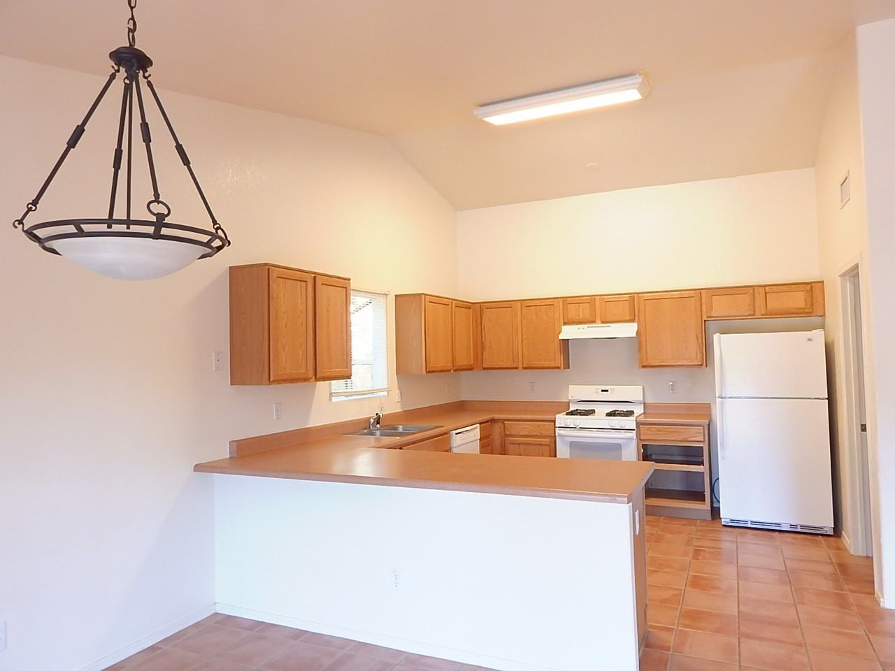 5474 W Fresnal Canyon Pl - Photo 3 of 20