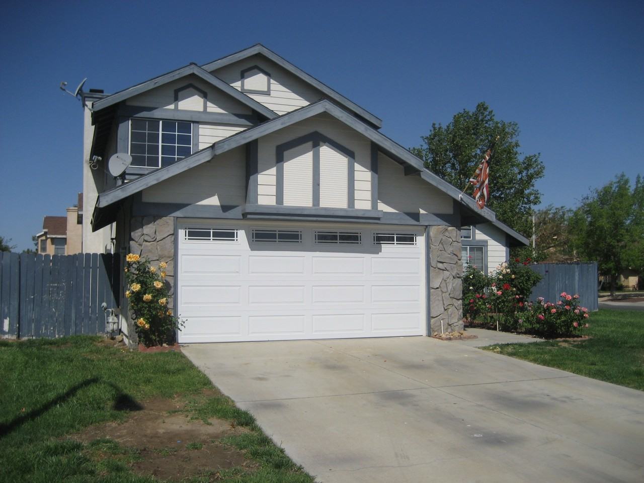 45137 27th St E - Photo 3 of 11