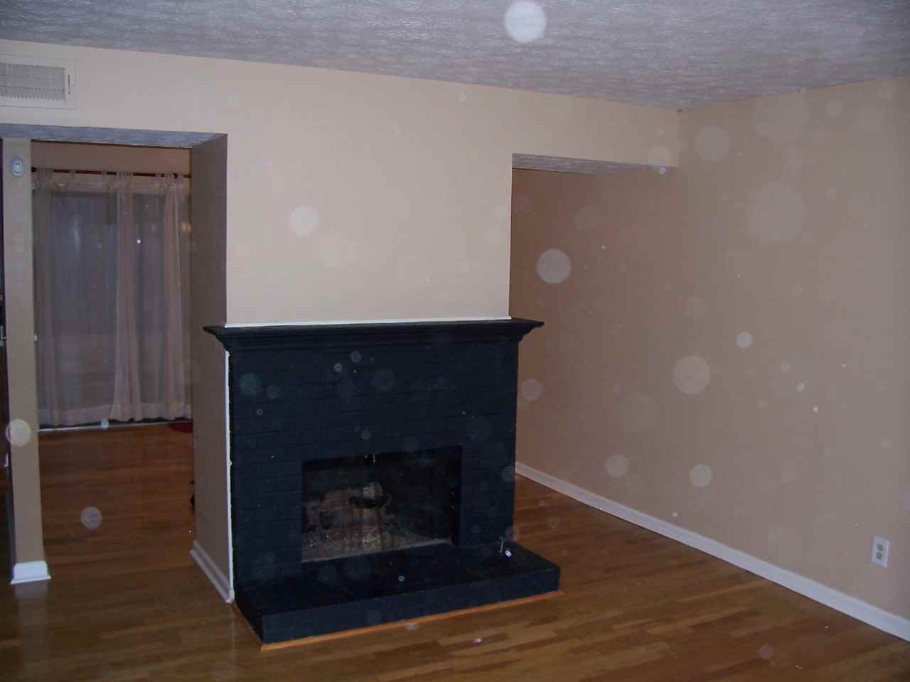 702 Stratford Green - Photo 2 of 7