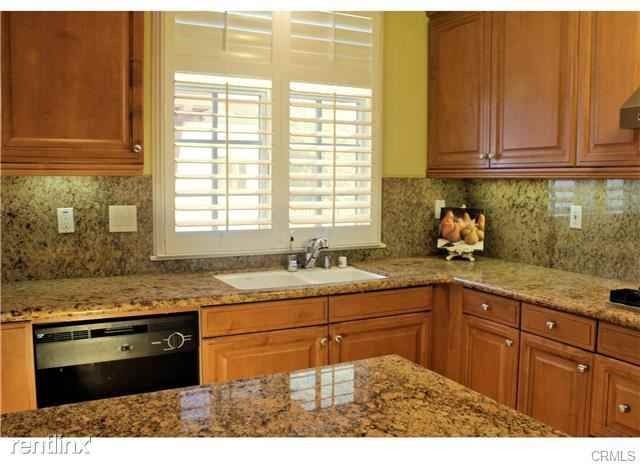 2700 Bungalow Pl - Photo 2 of 10