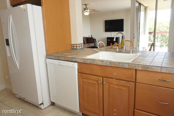 825 Egret Cir - Photo 2 of 16