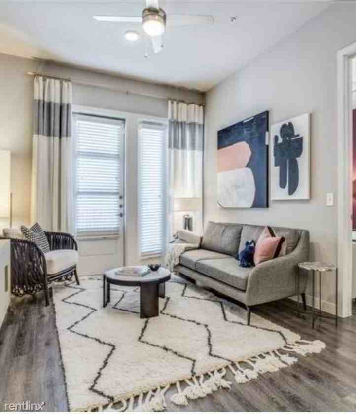 8055 Windrose Ave - Photo 3 of 4