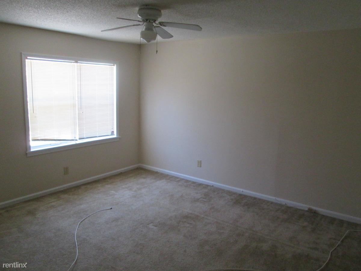 Powell Place Townhomes - Photo 3 of 6