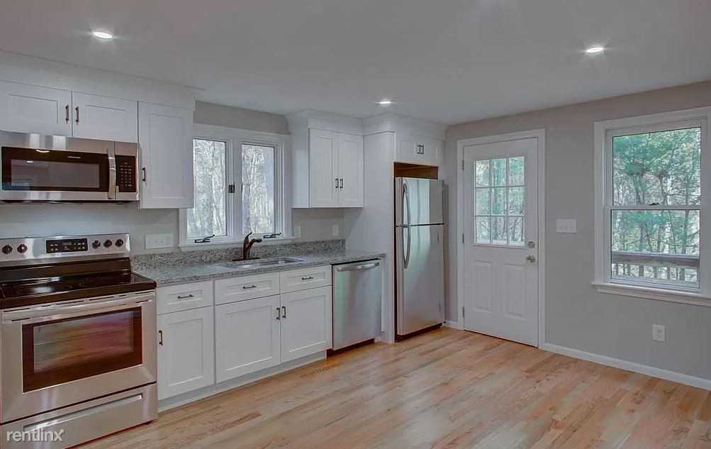 Foundry - Photo 2 of 13