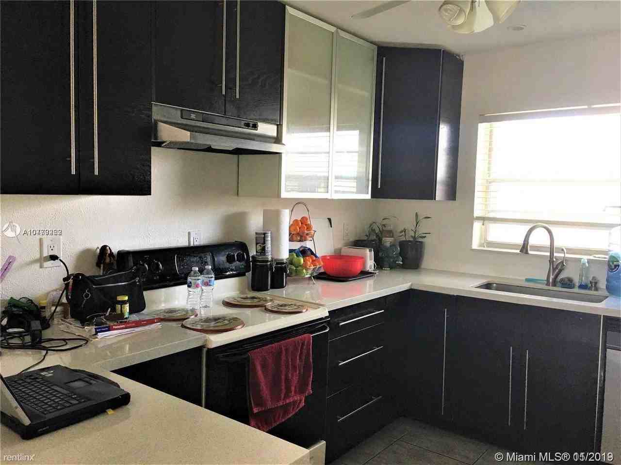 11215 Sw 125th Ct - Photo 3 of 10