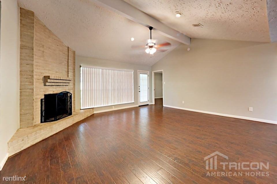 10330 Lone Brook Drive - Photo 3 of 32