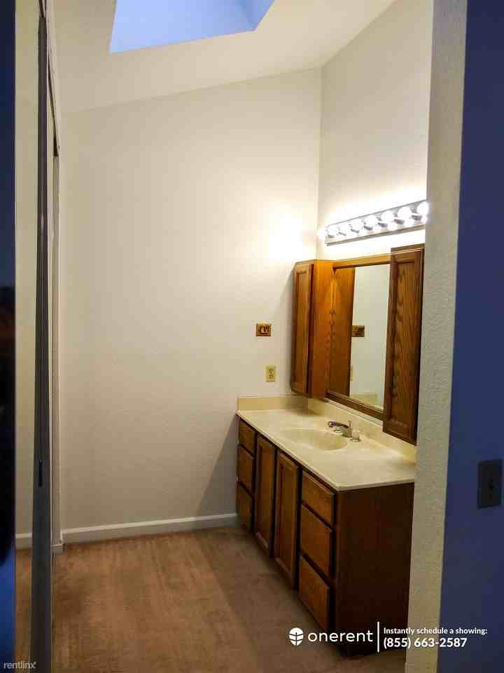 38254 Redwood Ter - Photo 3 of 19