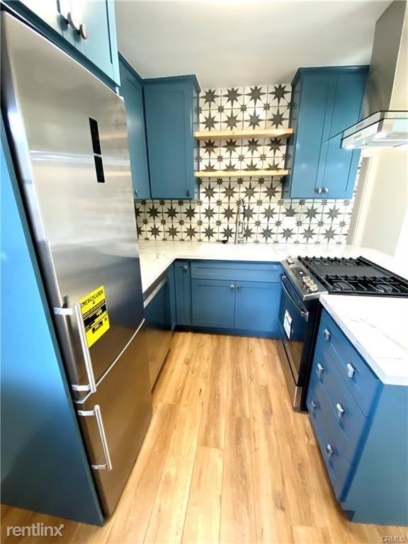 827 Catalina - Photo 2 of 10